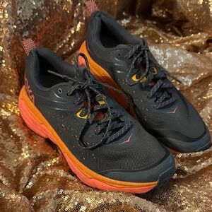 EUC HOKA ONE ONE Women’s 9.5 Challenger ATR 6 Mesh Castlerock Camellia Trainers